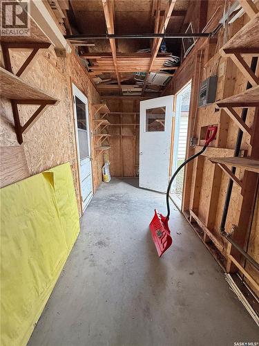 509 5Th Avenue, Whitewood, SK - Indoor