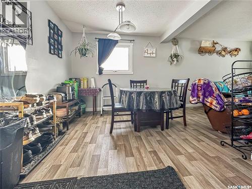 509 5Th Avenue, Whitewood, SK - Indoor Photo Showing Dining Room