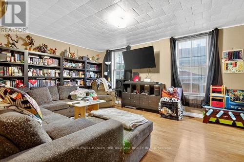 Rear Unit - 48 Main Street W, Mississippi Mills, ON - Indoor Photo Showing Living Room