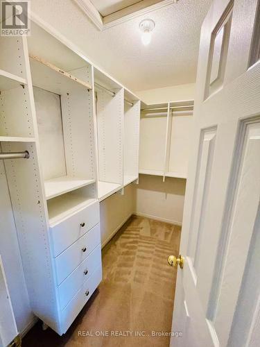 5316 Hollypoint Avenue, Mississauga, ON - Indoor With Storage