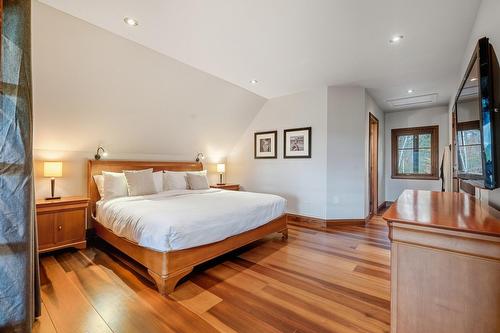 Chambre à coucher principale - 1835 Rue De La Forêt, Sainte-Adèle, QC - Indoor Photo Showing Bedroom
