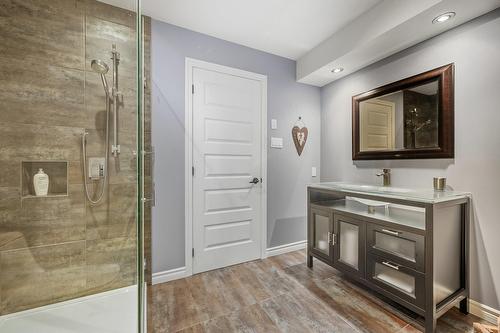 Salle de bains - 1835 Rue De La Forêt, Sainte-Adèle, QC - Indoor Photo Showing Bathroom