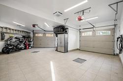 Garage - 