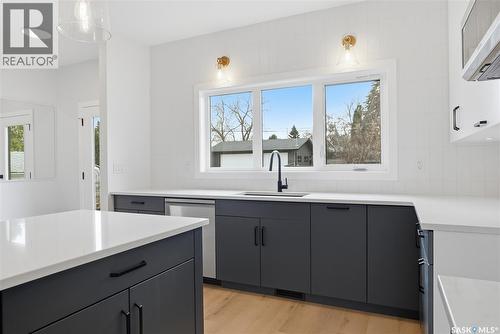 1218 11Th Street E, Saskatoon, SK - Indoor Photo Showing Kitchen