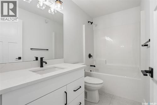 1218 11Th Street E, Saskatoon, SK - Indoor Photo Showing Bathroom