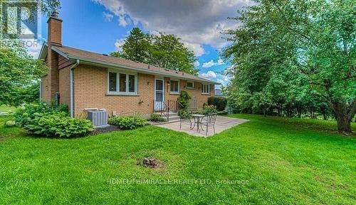56 Cloverdale Crescent, Kitchener, ON - Outdoor