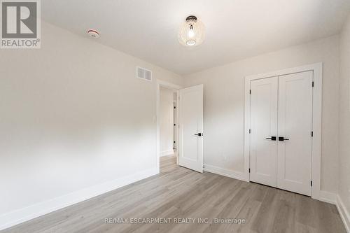 Upper - 664 Hiawatha Boulevard, Hamilton, ON - Indoor Photo Showing Other Room