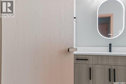 12 Cardinal Drive, Dundurn Rm No. 314, SK - Indoor Photo Showing Bathroom