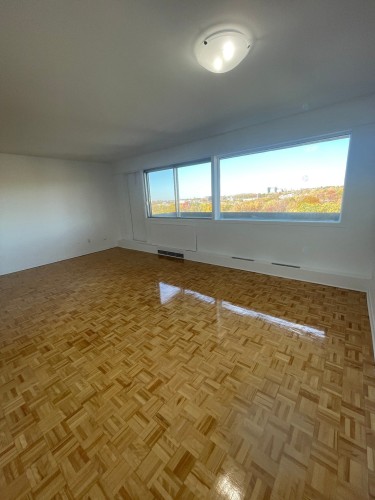 Chambre à coucher - 1102-5350 Av. Macdonald, Côte-Saint-Luc, QC - Indoor Photo Showing Other Room