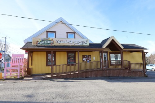 Façade - 11 Rue Martin, Mont-Carmel, QC - Outdoor With Deck Patio Veranda