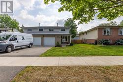 111 NORTHGATE DRIVE  Welland (N. Welland), ON L3C 5Y3