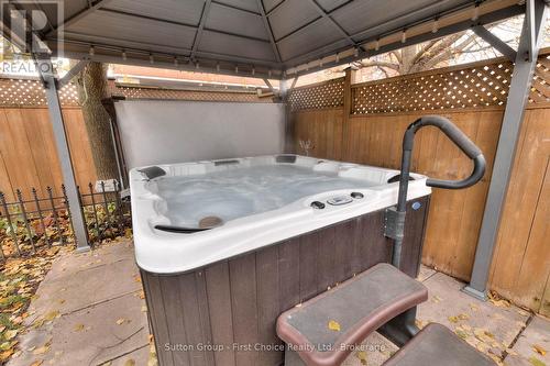 182 Romeo Street S, Stratford, ON - Indoor