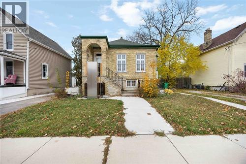 437 GREENFIELD STREET  Petrolia, ON N0N 1R0