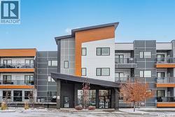 300 105 Willis CRESCENT  Saskatoon, SK S7T 0Z3