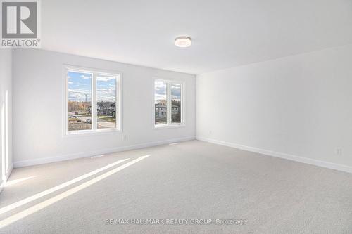 526 Reflection Street, Ottawa, ON - Indoor Photo Showing Other Room