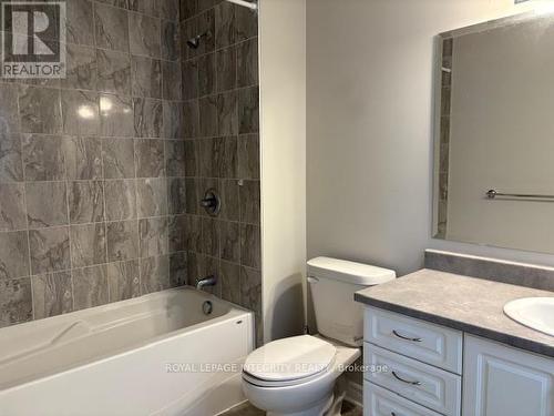 168 Bandelier Way E, Ottawa, ON - Indoor Photo Showing Bathroom