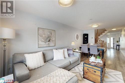 913 Fetchison Drive, Oshawa, ON - Indoor Photo Showing Living Room