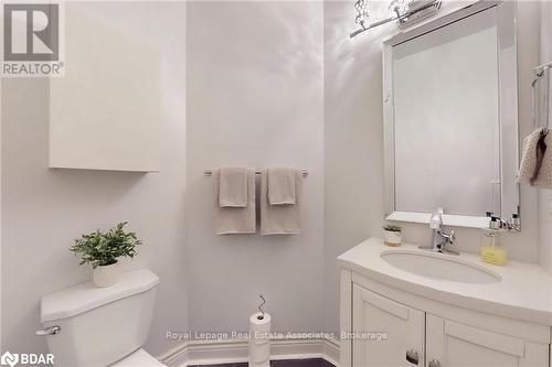 913 Fetchison Drive, Oshawa, ON - Indoor Photo Showing Bathroom
