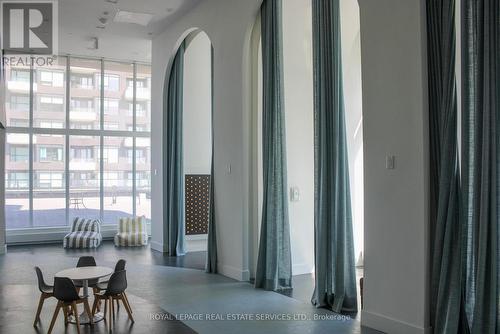 414 - 2489 Taunton Road, Oakville, ON - Indoor Photo Showing Other Room