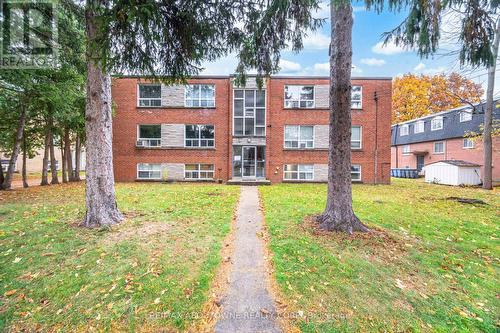 6 - 2138 Ghent Avenue, Burlington, ON - Outdoor