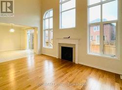 10 BENN AVENUE  Georgina, ON L4P 0G8