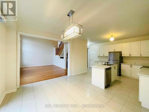 10 Benn Avenue, Georgina, ON - Indoor Photo Showing Kitchen