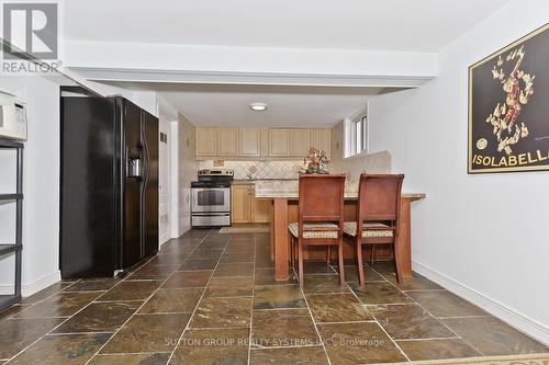 1236 Ogden Avenue, Mississauga, ON - Indoor