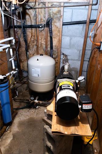 4 Minto Street, Webbwood, ON - Indoor