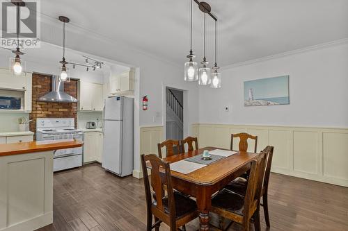 5 Gower Street, St. John'S, NL - Indoor