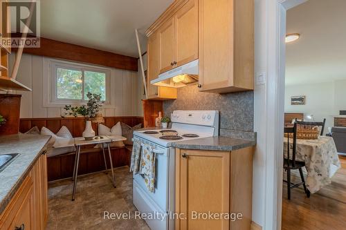 707 Bloem Street, North Bay (West End), ON - Indoor Photo Showing Kitchen