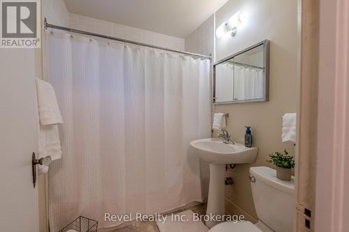 707 Bloem Street, North Bay (West End), ON - Indoor Photo Showing Bathroom