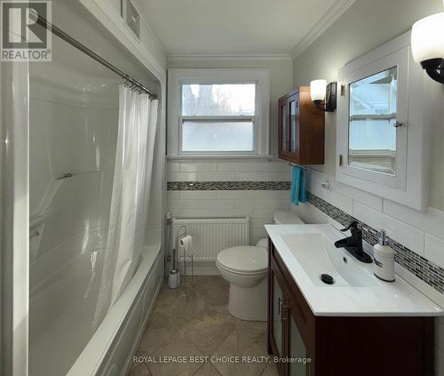 646 Lakeshore Road S, Temiskaming Shores (Haileybury), ON - Indoor Photo Showing Bathroom