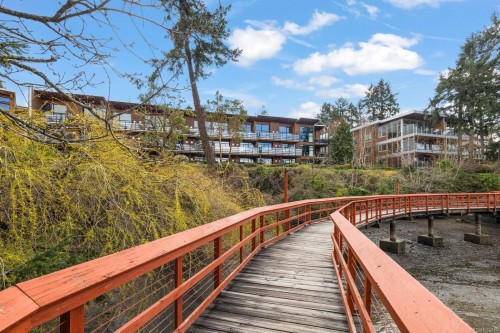 303-7070 West Saanich Rd, Central Saanich, BC - Outdoor With Balcony