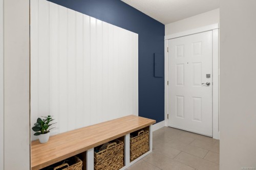 303-7070 West Saanich Rd, Central Saanich, BC - Indoor Photo Showing Other Room