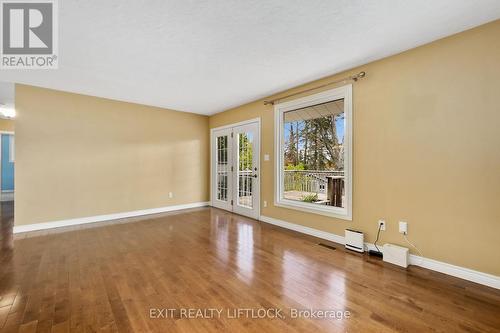 walkout to deck - 1252 Royal Drive, Peterborough (Northcrest Ward 5), ON - Indoor Photo Showing Other Room