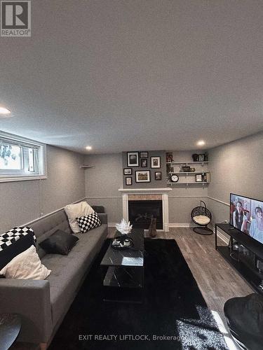 1252 Royal Drive, Peterborough (Northcrest Ward 5), ON - Indoor With Fireplace