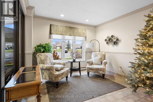 112 - 2 Heritage Way, Kawartha Lakes (Lindsay), ON - Indoor