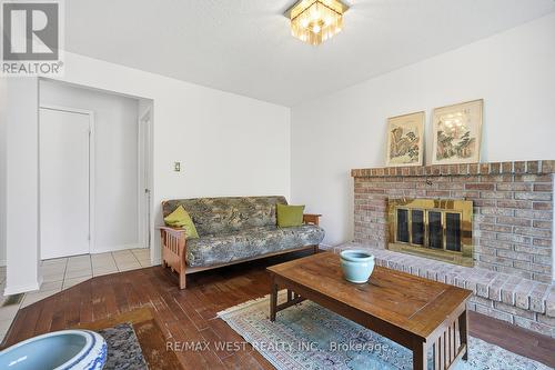 12 Lippincott Court, Richmond Hill, ON - Indoor Photo Showing Living Room With Fireplace