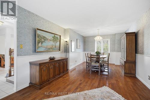 12 Lippincott Court, Richmond Hill, ON - Indoor Photo Showing Dining Room