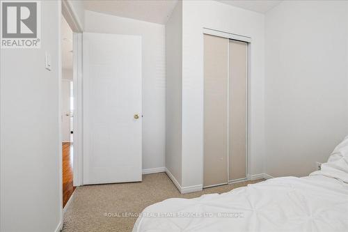 2365 Grand Ravine Drive, Oakville, ON - Indoor Photo Showing Bedroom