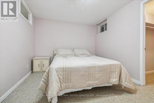 2365 Grand Ravine Drive, Oakville, ON - Indoor Photo Showing Bedroom