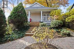 1486 KENMUIR AVENUE  Mississauga, ON L5G 4B5