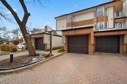 8 191 Hamilton Avenue  Winnipeg, MB R2Y 2L4