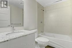 Main Bathroom - 