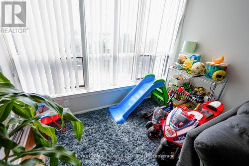 603 - 10 Laurelcrest Street, Brampton, ON - Indoor Photo Showing Other Room