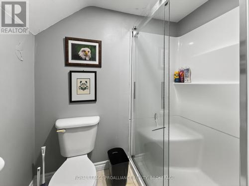 407 Bagot Street, Kingston (East Of Sir John A. Blvd), ON - Indoor Photo Showing Bathroom