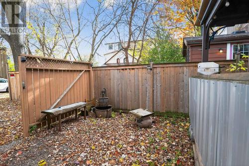 407 Bagot Street, Kingston (East Of Sir John A. Blvd), ON - Outdoor