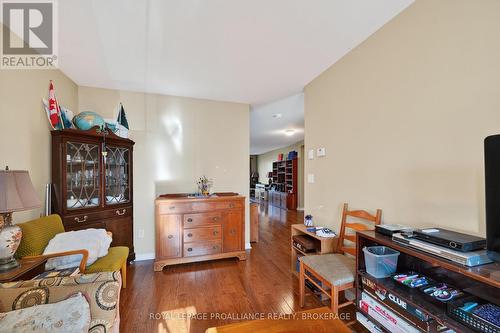 23 Charles Street, Kingston (East Of Sir John A. Blvd), ON - Indoor