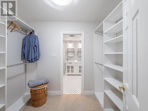 81 Brant Street, Oakville (Co Central), ON - Indoor With Storage