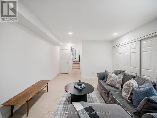 81 Brant Street, Oakville (Co Central), ON - Indoor